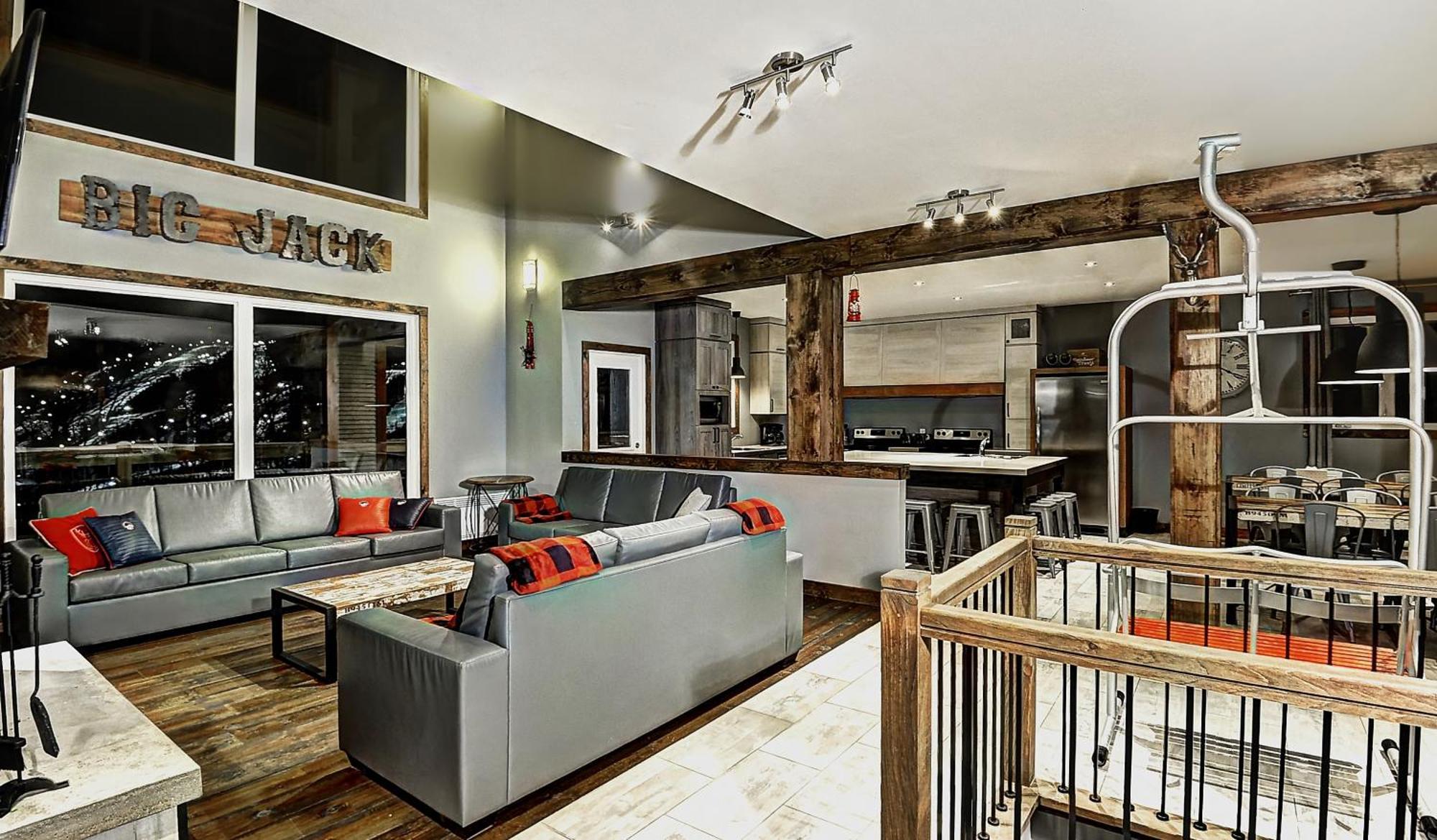 The Big Jack Chalet 33 Chemin Blanc By Les Chalets Alpins Stoneham Room photo